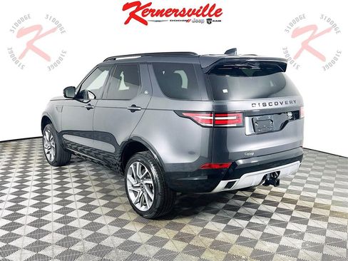 Used 2020 Land Rover Discovery Landmark image 5