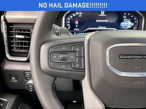 Used 2025 GMC Sierra 1500 Denali w/ Denali Reserve Package AWD/4WD image 23