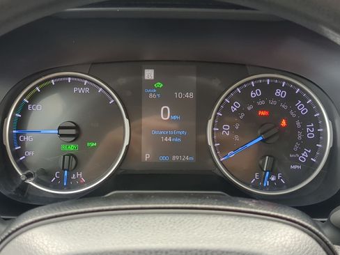 Used 2020 Toyota RAV4 LE w/ All Weather Liner Package AWD/4WD image 15