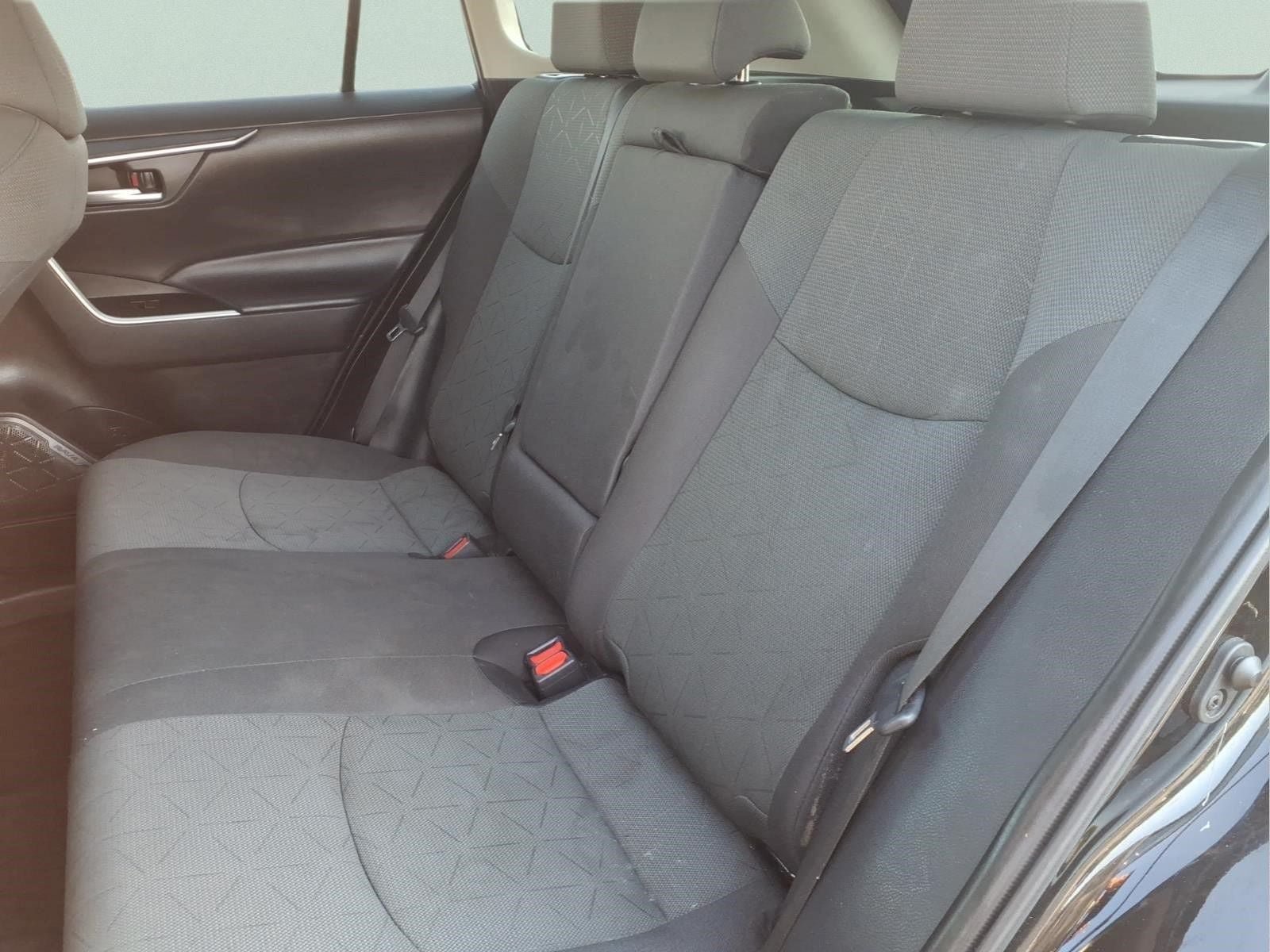 Used 2024 Toyota RAV4 XLE FWD image 22