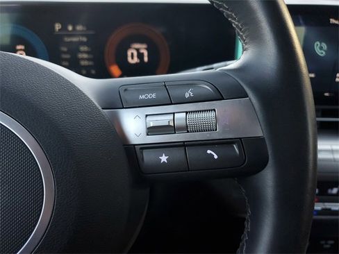 Used 2025 Hyundai Kona SEL image 25