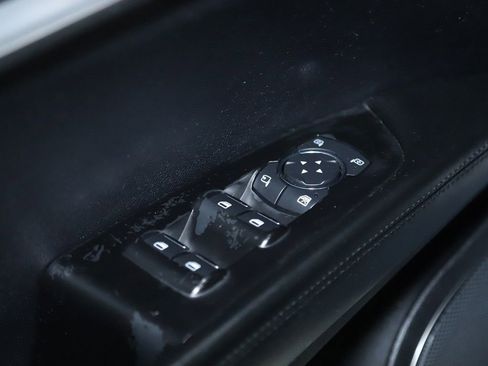 Used 2019 Lincoln Nautilus FWD image 15