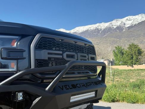Used 2020 Ford F150 Raptor w/ Equipment Group 802A Luxury AWD/4WD image 18