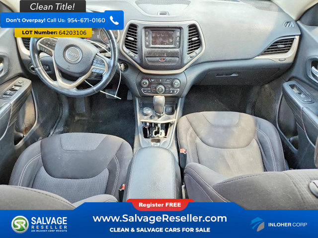 Used 2015 Jeep Cherokee Latitude AWD/4WD image 11
