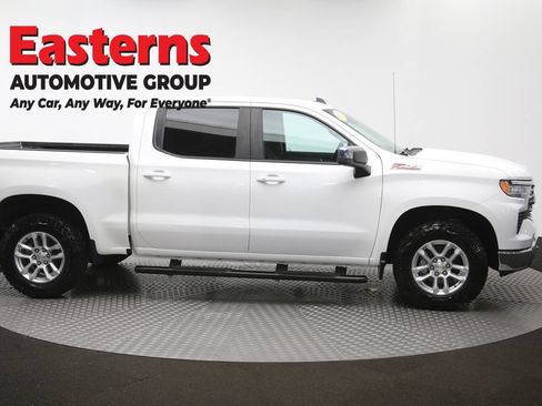 Used 2023 Chevrolet Silverado 1500 LT AWD/4WD image 43