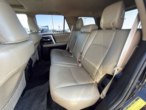 Used 2014 Toyota 4Runner Limited image 12