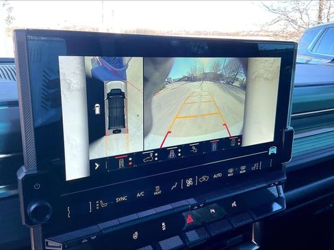 Used 2024 GMC Hummer EV 3X image 26