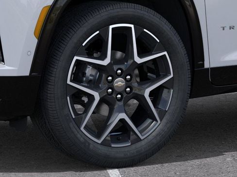 New 2026 Chevrolet Traverse High Country AWD/4WD image 9