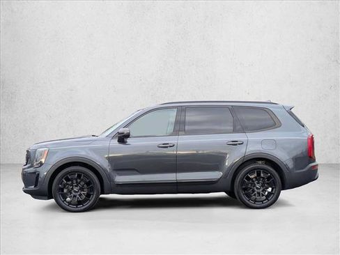 Used 2022 Kia Telluride EX w/ EX Premium Package image 9