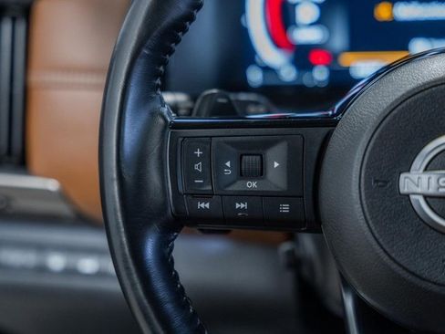 Used 2024 Nissan Pathfinder Platinum w/ Black Appearance Package image 30