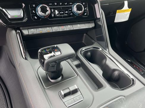 New 2026 GMC Sierra 1500 AT4 w/ AT4 Premium Package image 28