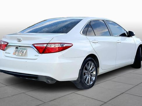Used 2015 Toyota Camry XLE image 12