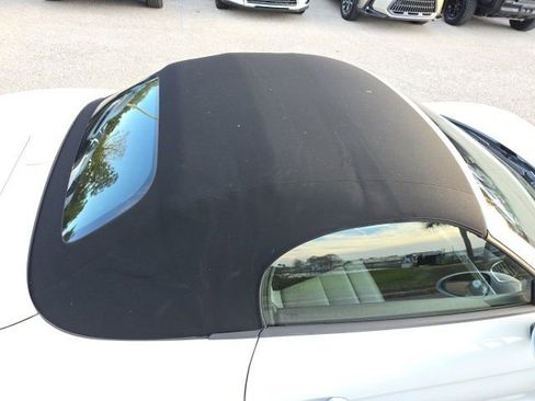 Used 2019 Porsche 718 Boxster image 10