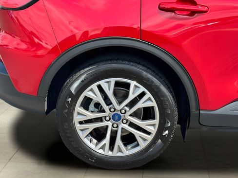 Used 2022 Ford Escape SEL FWD image 41