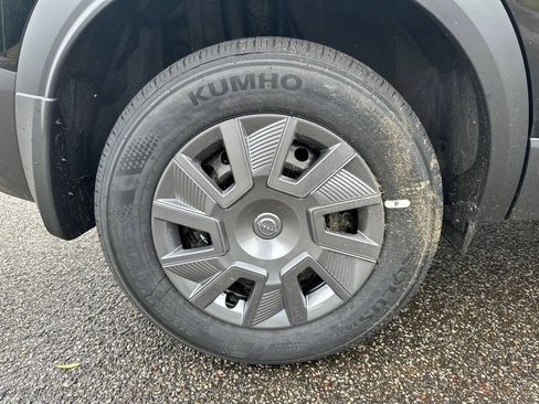 New 2026 Nissan Kicks S FWD image 15