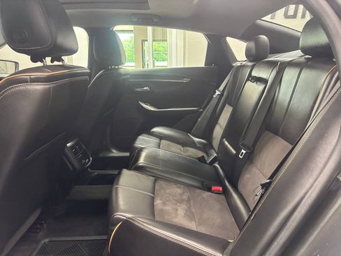 Used 2015 Chevrolet Impala LT FWD image 17