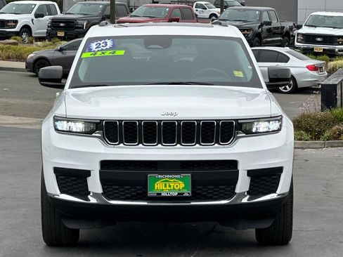 Used 2023 Jeep Grand Cherokee L Laredo w/ Luxury Tech Group I AWD/4WD image 11