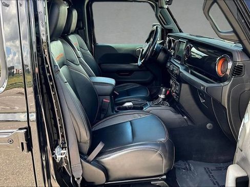 Used 2022 Jeep Gladiator Mojave w/ LED Lighting Group image 7