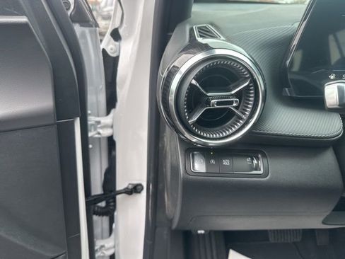 New 2026 Chevrolet Equinox LT image 18