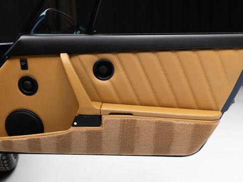 Used 1993 Porsche 911 Carrera image 49