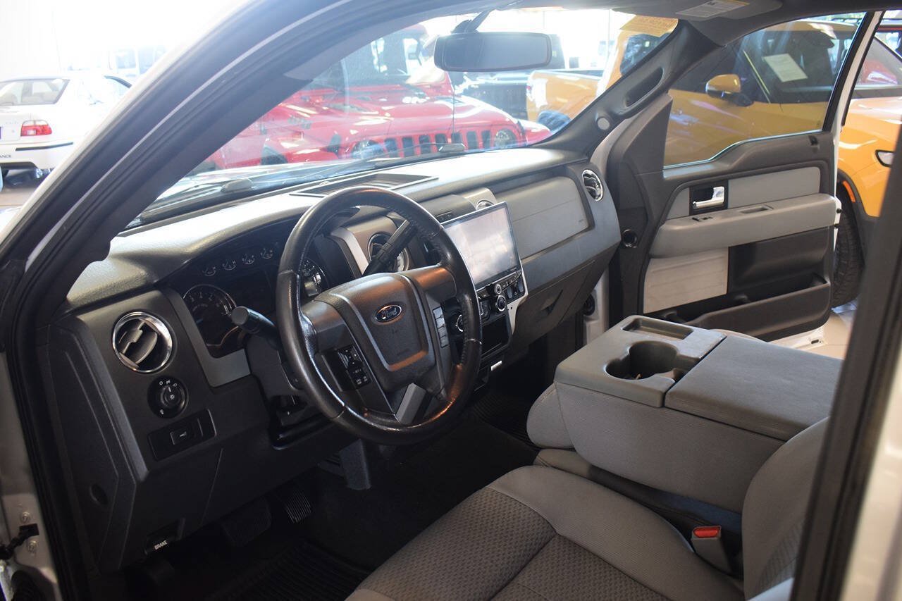 Used 2014 Ford F150 XLT w/ Equipment Group 302A Luxury AWD/4WD image 23