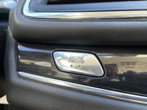 Used 2022 Buick Enclave Premium w/ Experience Buick Package image 23