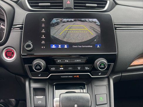 Used 2018 Honda CR-V Touring image 10