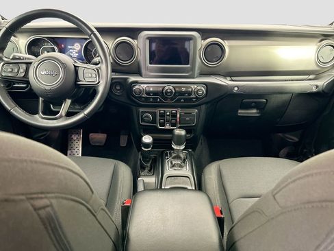 Used 2022 Jeep Gladiator Sport image 13