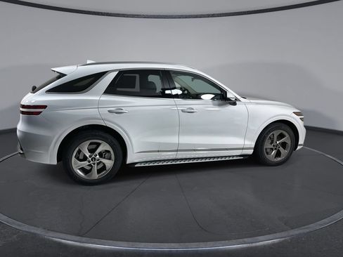New 2026 Genesis GV70 2.5T AWD/4WD image 9