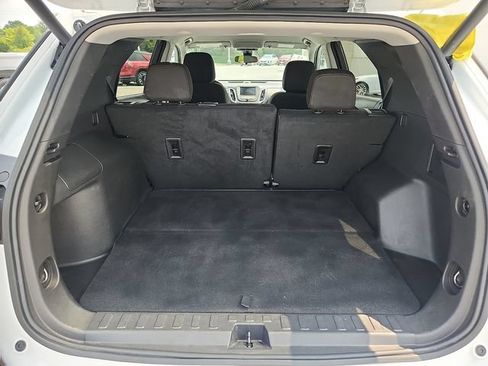Used 2024 Chevrolet Equinox LT AWD/4WD image 28