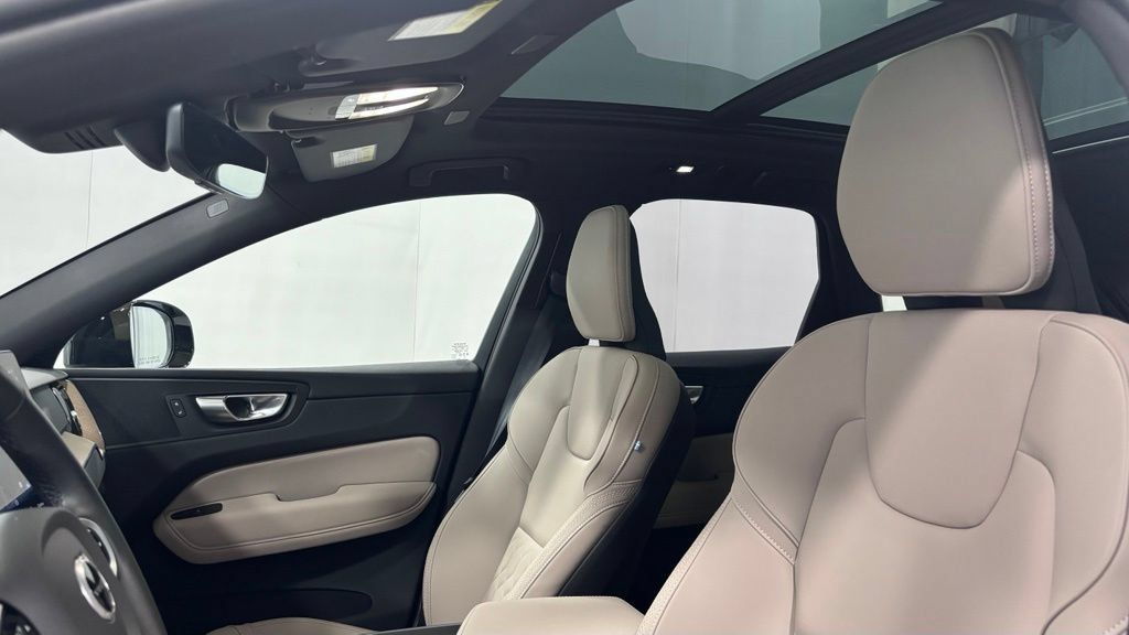 Certified 2026 Volvo XC60 B5 Plus AWD/4WD image 12