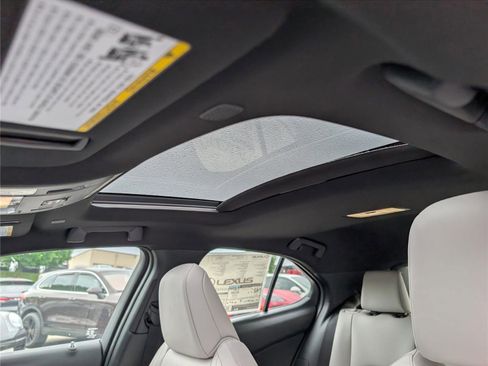 New 2026 Lexus UX 300h AWD image 29
