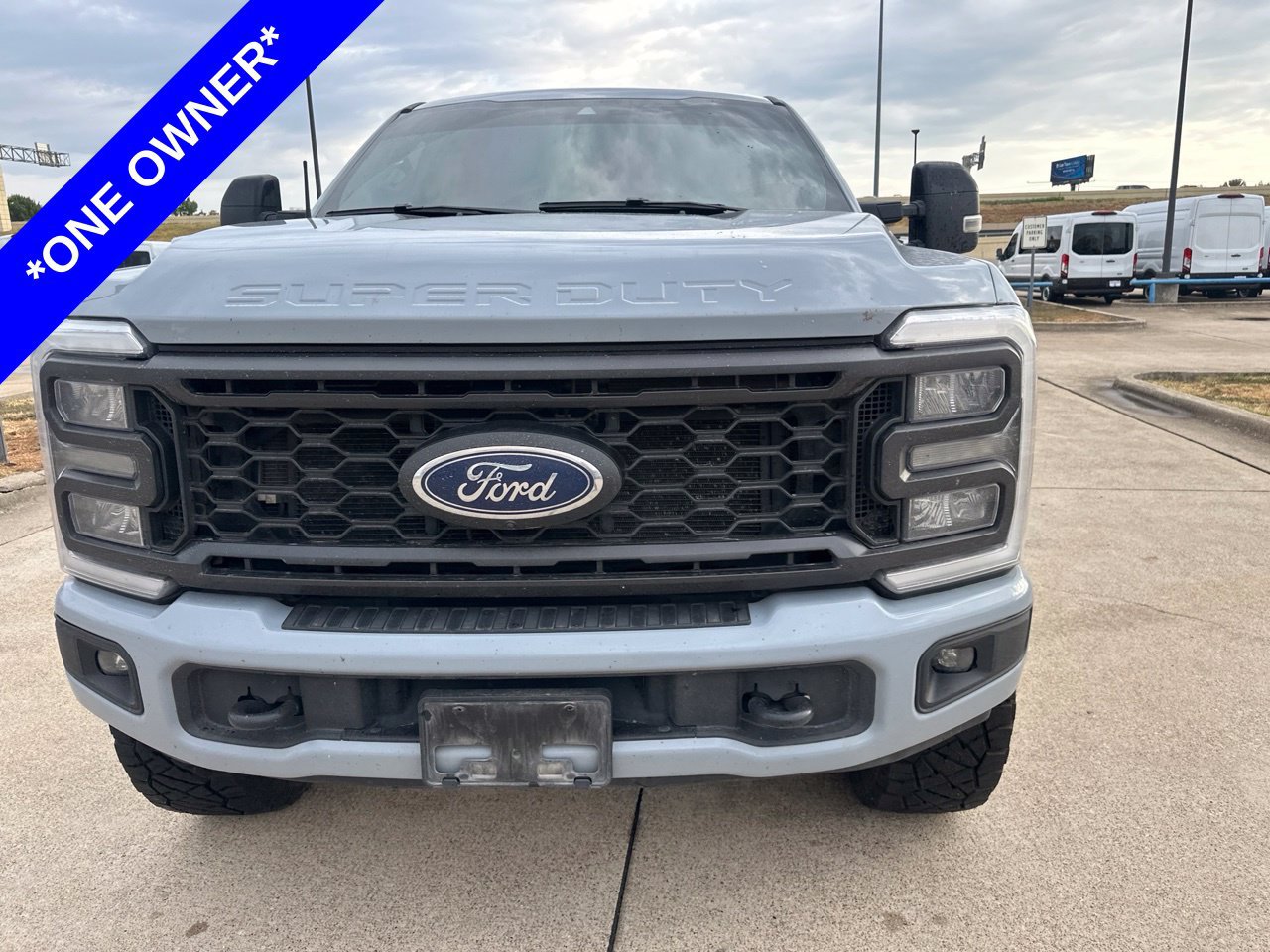 Used 2024 Ford F250 Lariat w/ Sport Appearance Package AWD/4WD image 2