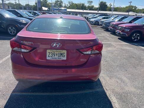 Used 2016 Hyundai Elantra Value Edition FWD image 5