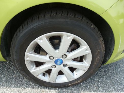 Used 2012 Ford Fiesta SE FWD image 14