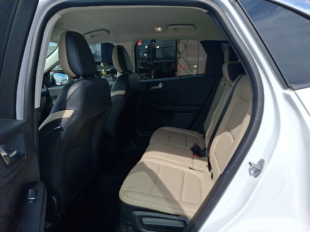 Used 2021 Ford Escape SEL FWD image 11