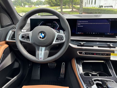 New 2026 BMW X5 xDrive40i w/ M Sport Package AWD/4WD image 19