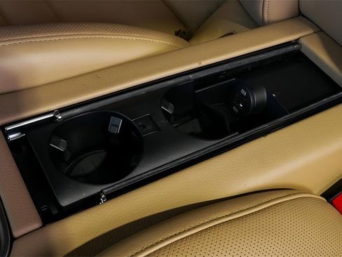 Used 2020 Porsche Panamera 4 image 55