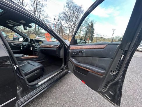 Used 2011 Mercedes-Benz E 350 4MATIC Wagon image 33