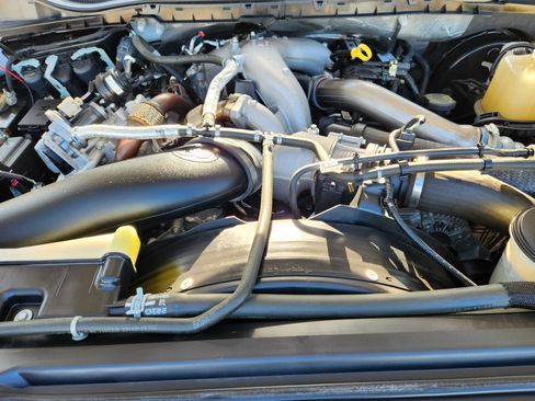 Used 2020 Ford F250 Lariat w/ Lariat Ultimate Package image 32