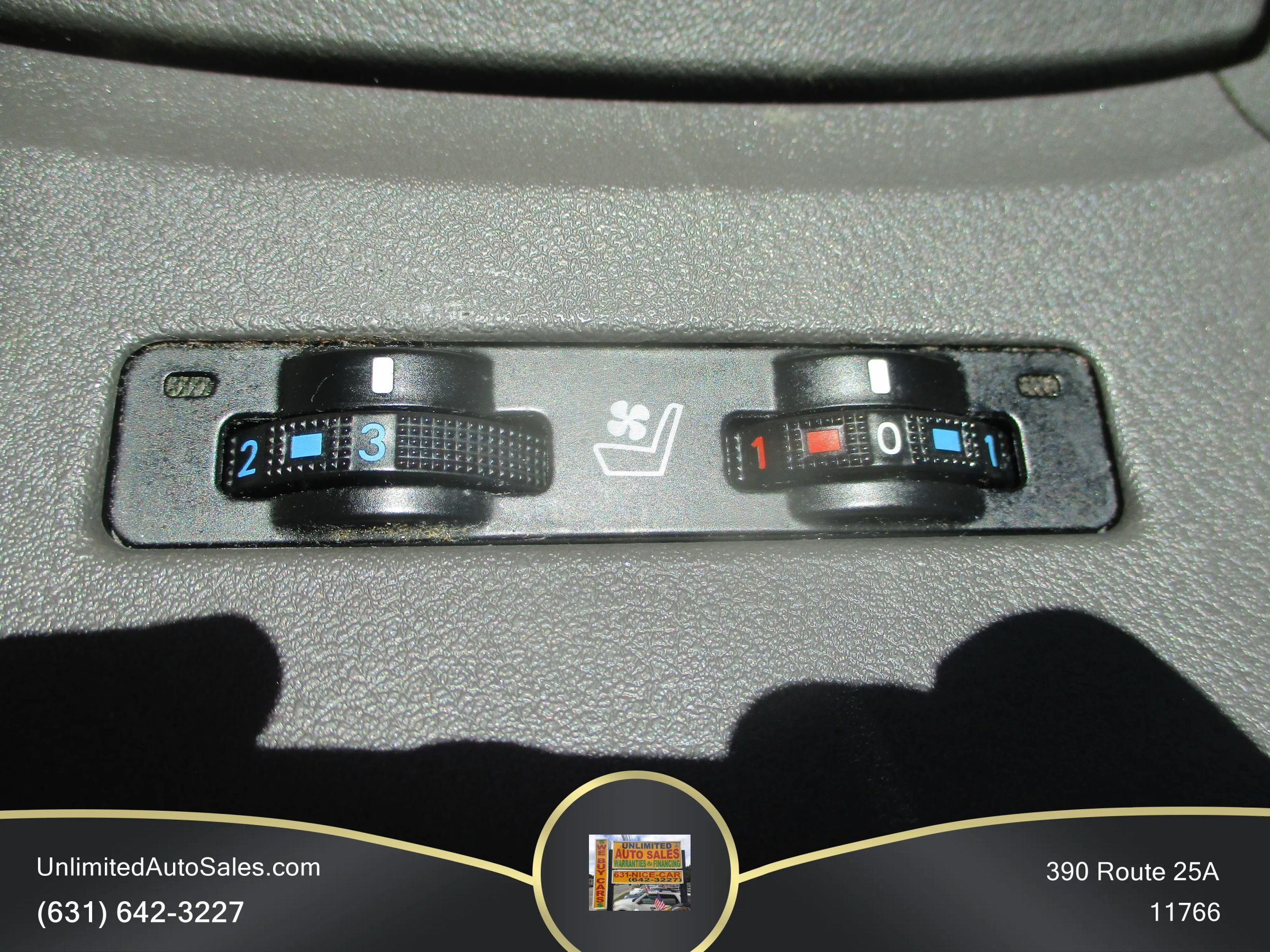 Used 2011 Lexus ES 350 FWD image 9