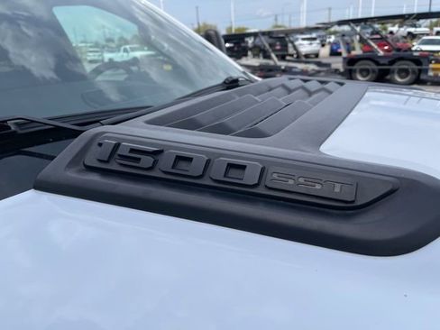 Used 2025 RAM 1500 Laramie w/ Sport Appearance Package AWD/4WD image 20