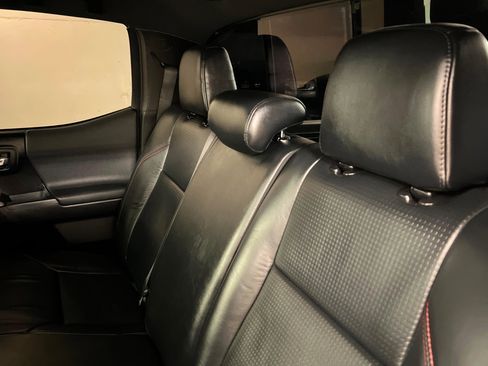 Used 2018 Toyota Tacoma TRD Pro image 20