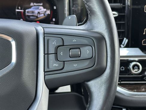 Used 2022 GMC Sierra 1500 Elevation w/ X31 Off-Road Package AWD/4WD image 21