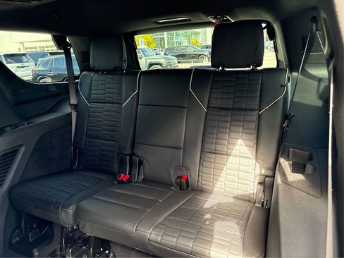 New 2026 Cadillac Escalade Platinum Sport w/ LPO, ONYX Package image 12