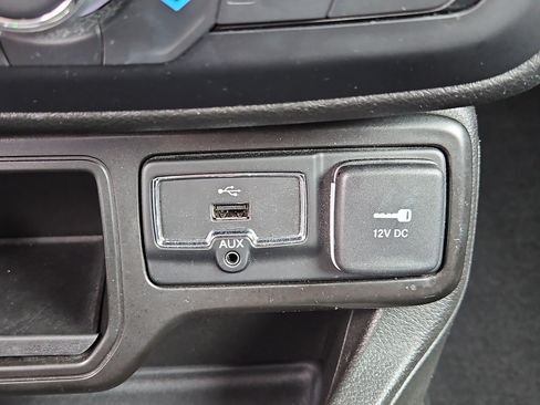 Used 2021 Jeep Renegade Sport image 20