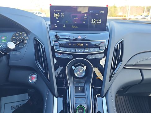 New 2026 Acura RDX SH-AWD image 22