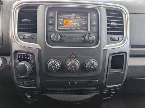 Used 2024 RAM 1500 Warlock AWD/4WD image 13