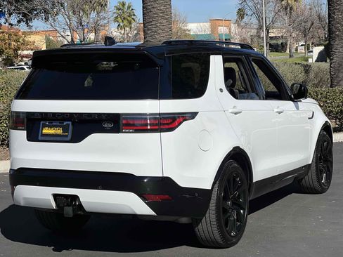 Used 2021 Land Rover Discovery S R-Dynamic image 22