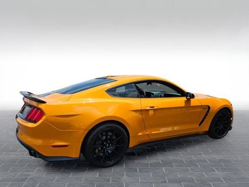 Used 2018 Ford Mustang Shelby GT350 w/ Convenience Package RWD image 5